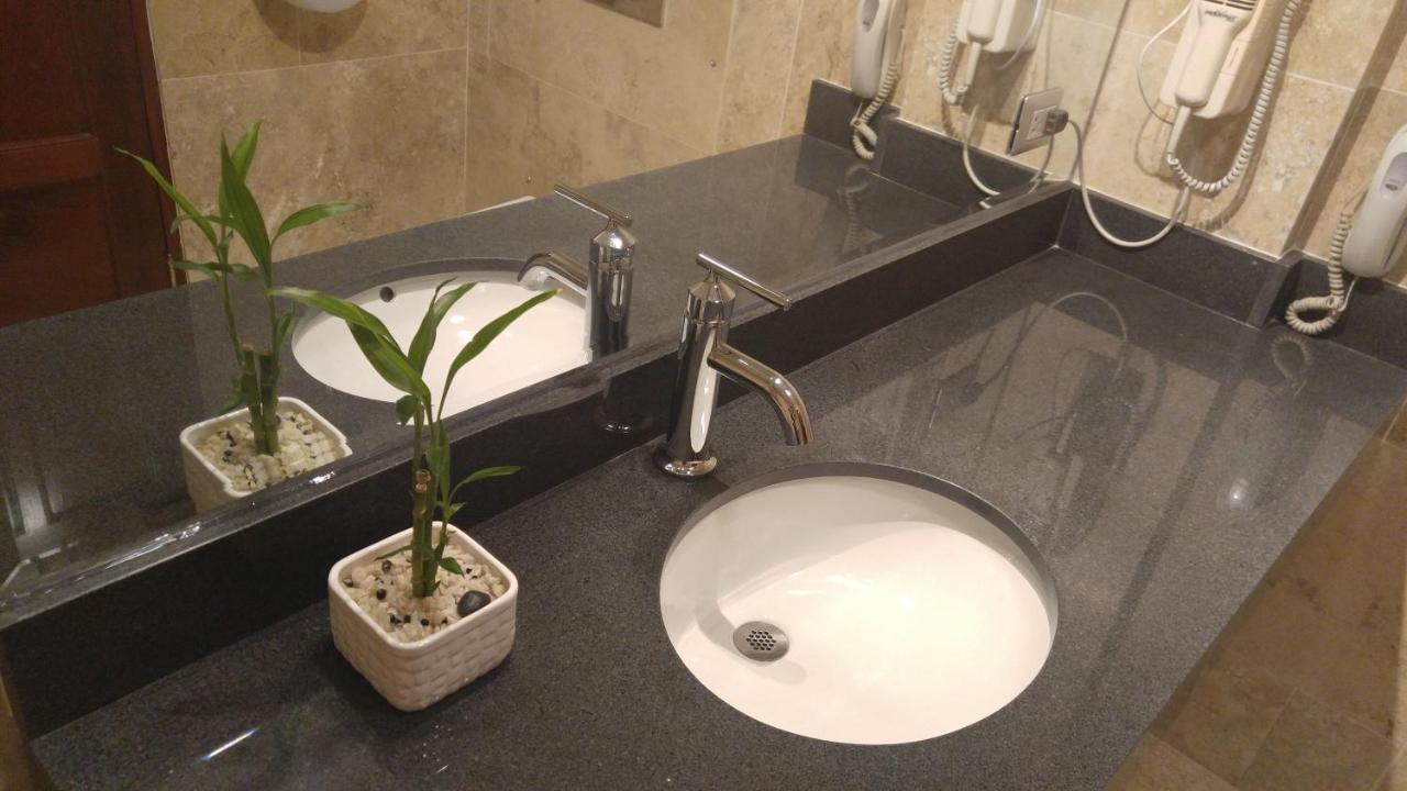 Hotel Las Lomas Lima Buitenkant foto